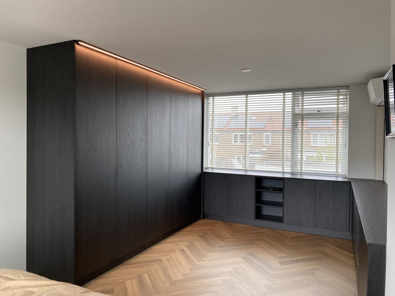 Walk-in closet