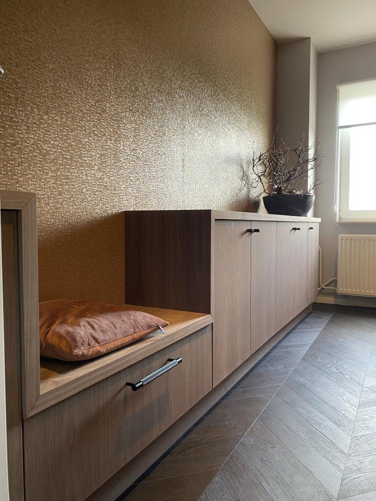 Noten kledingkast 3