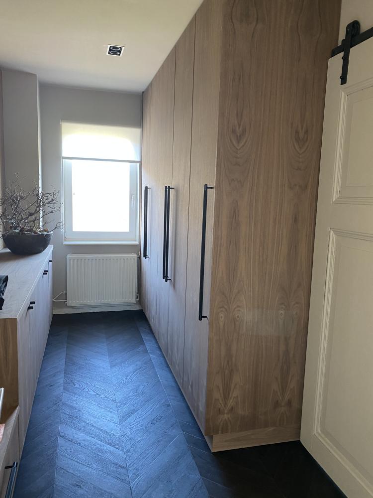 Noten kledingkast 4