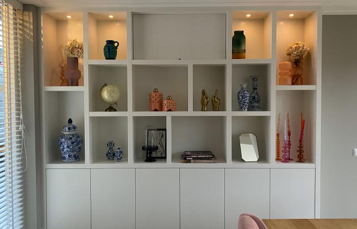Wit eiken wandkast