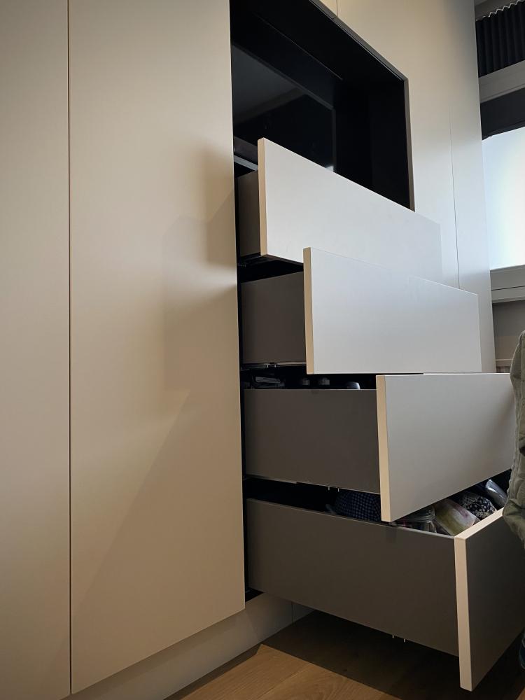 Maatwerk kledingkast 5